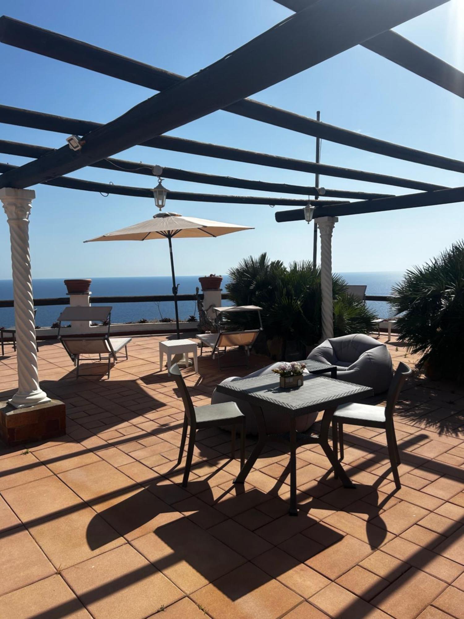 Hotel Punto Azzurro Forio di Ischia Exteriör bild